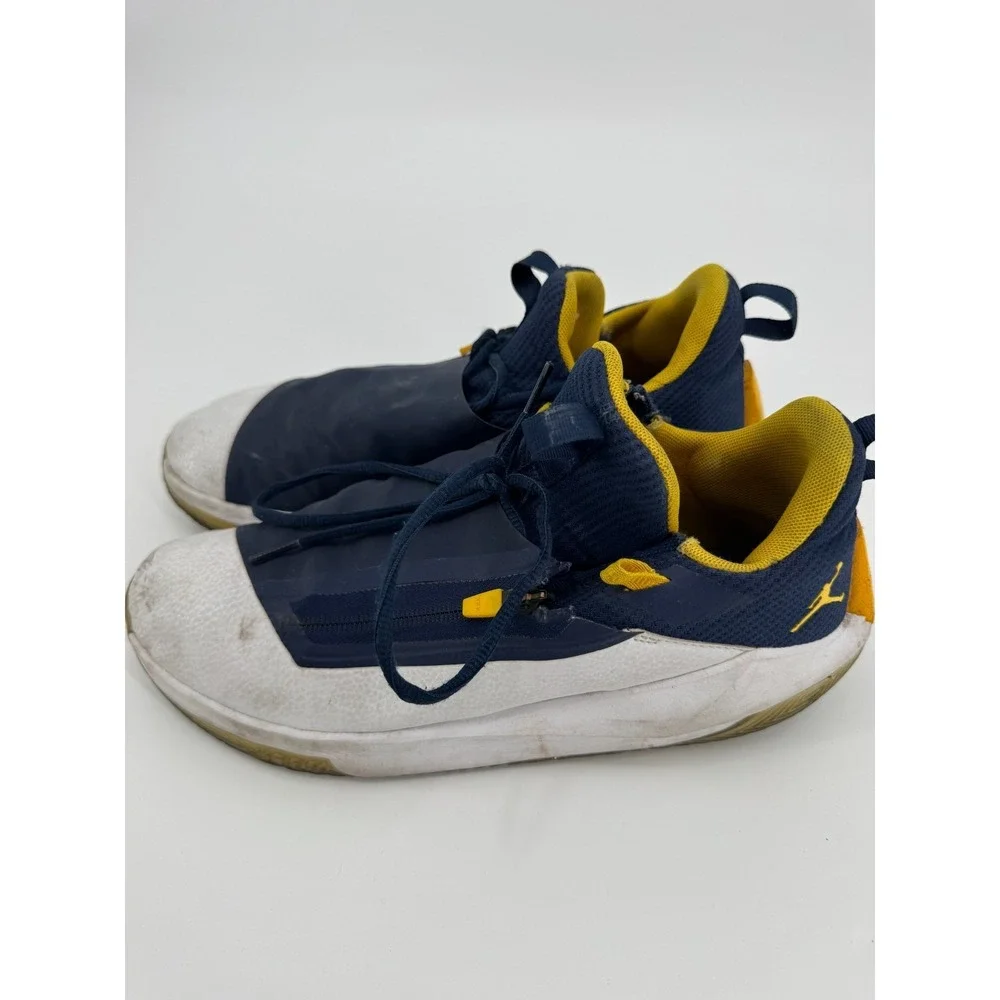 Air Jordan Jumpman Hustle AQ0397-401 Mens Sneaker 10.5 White Navy Michigan Shoes